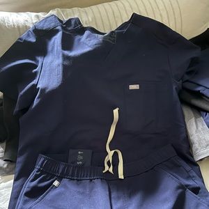 COPY - Gently worn mens figs navy blue size medium joggers and scrub top